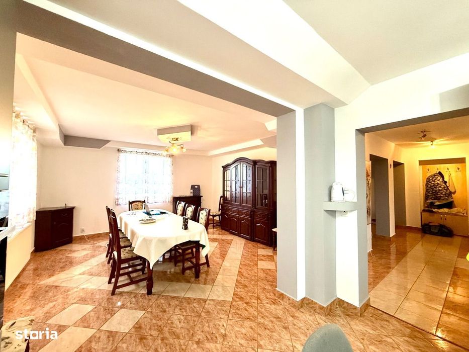 Casă individuală D+P+E finisată, mobilată, utilată zona Brădet