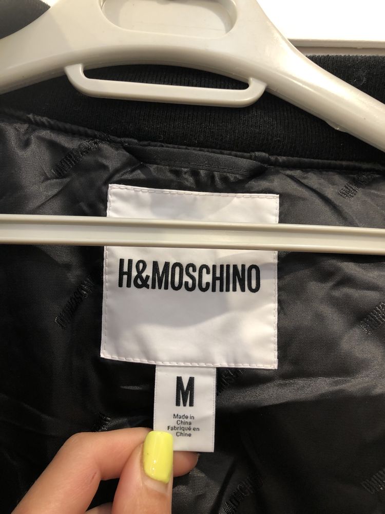 Ново с етикет бомбър яке MOSCHINO M рр