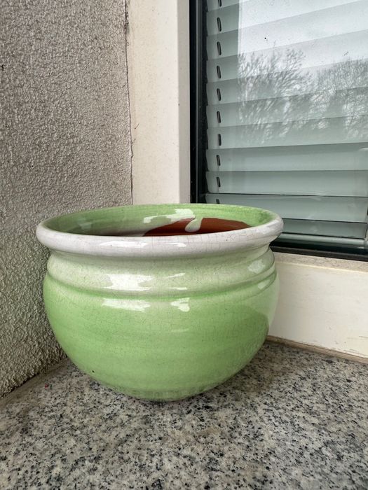 Керсмична саксия, отличнс