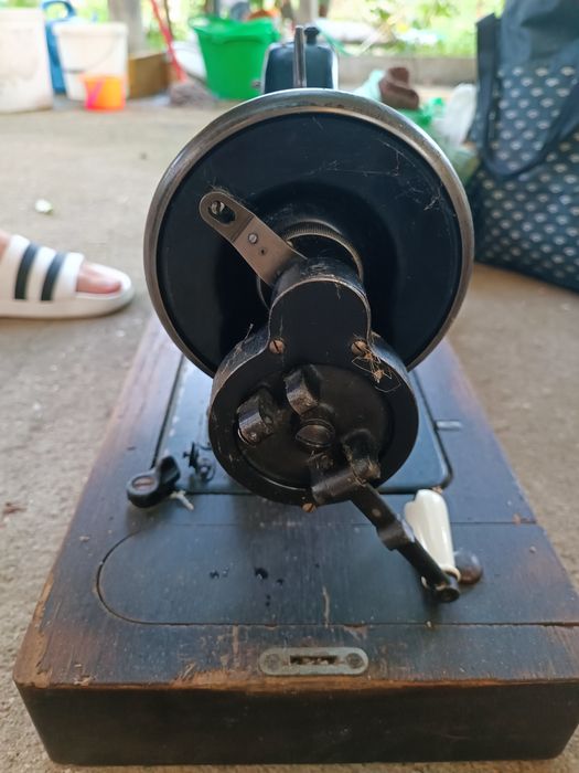 Шевна машина Imperial 32