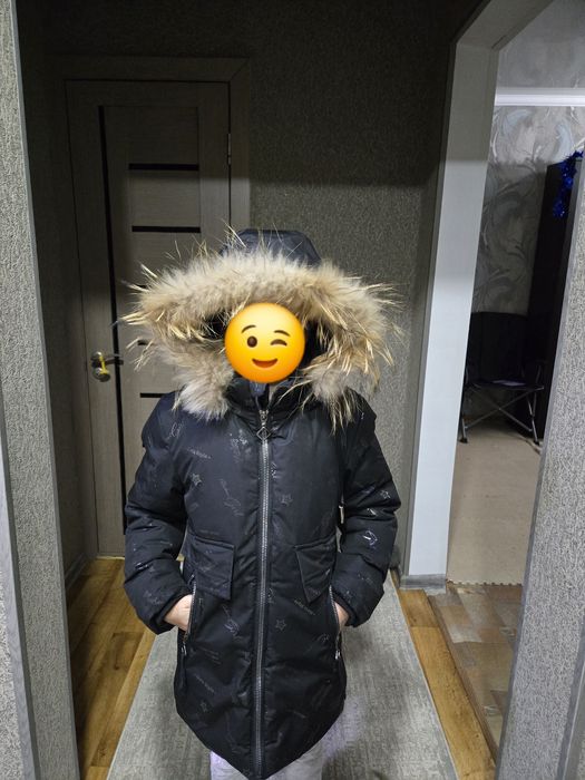 Продам зимнюю куртку на девочку