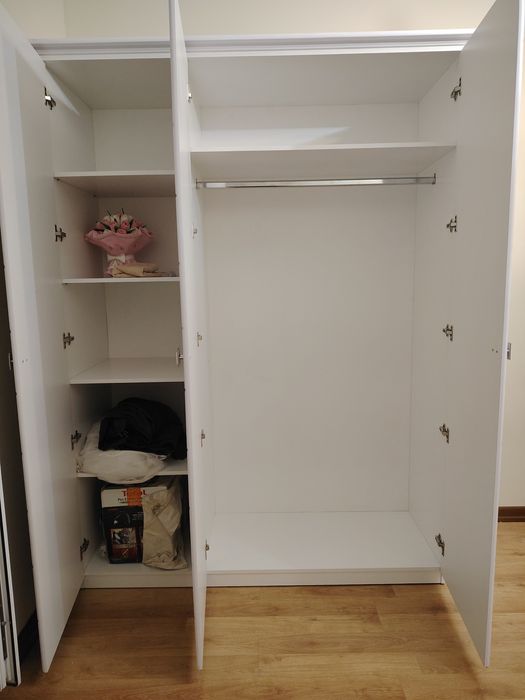 Продаётся шкаф в отличном состоянии