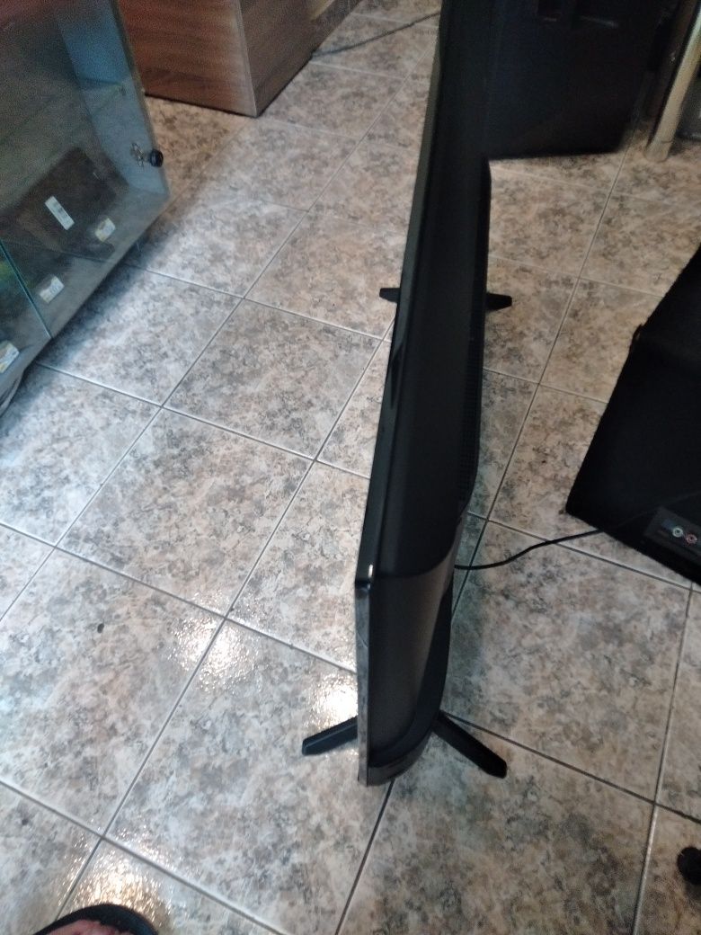 Смарт LED телевизор Telefunken 43"