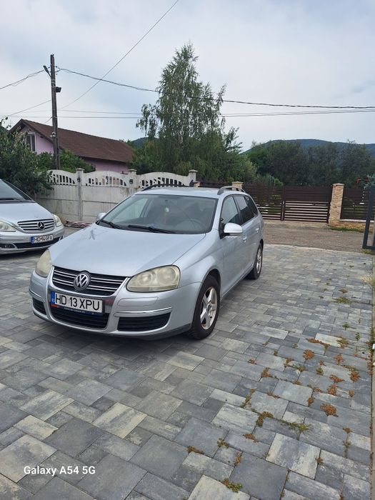 Vând golf 5 1,9 tdi