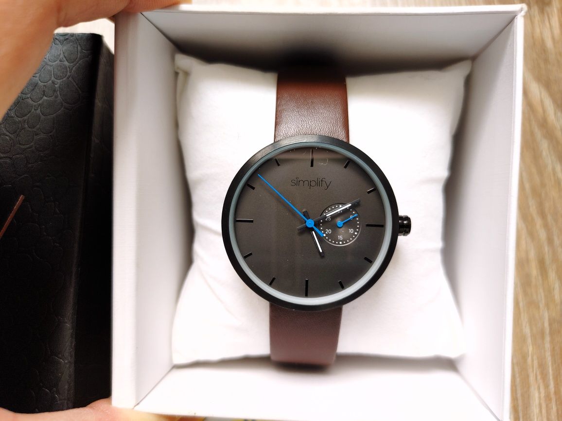 США Новые американские крутые женские часы Simplify Своя цена 290€