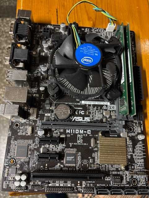 Дъно Дънна платка ASUS H110M-C+ процесор +памет.