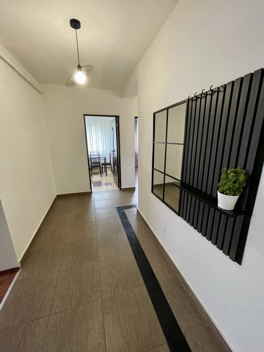 Apartament 3 camere | Buna ziua I Parcare si Garaj individual