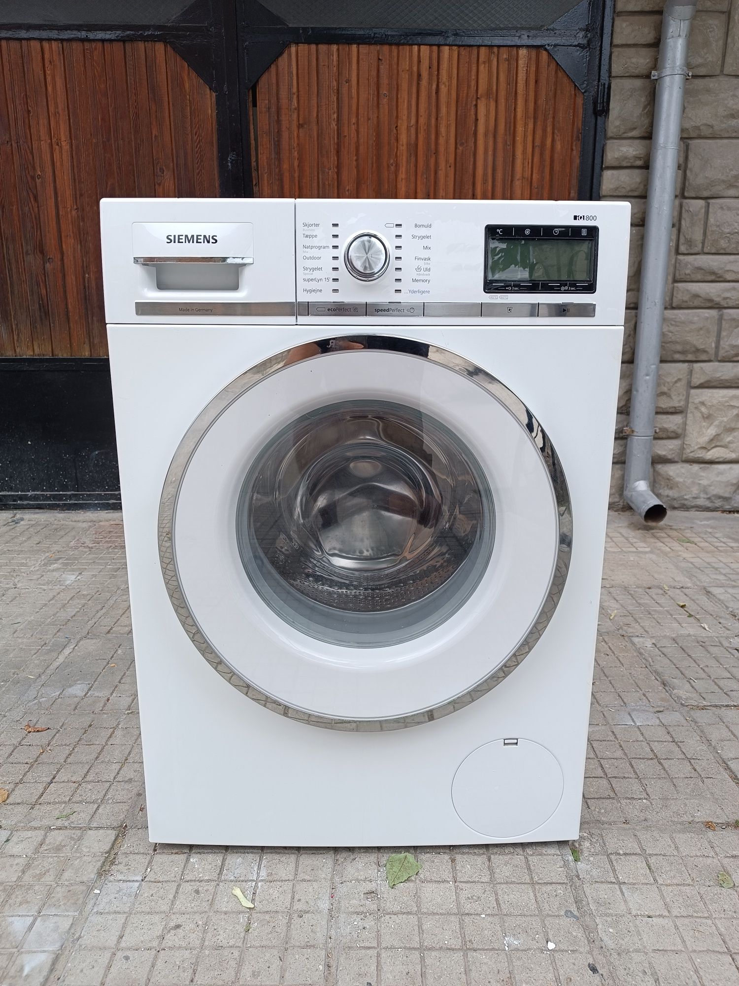 Пералня siemens IQ 800
