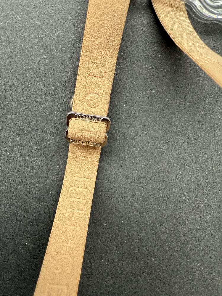 Сутиен в телесен цвят Tommy Hilfiger /75В/