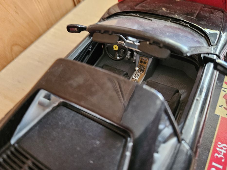 Machete Ferrari 348 scara 1:18