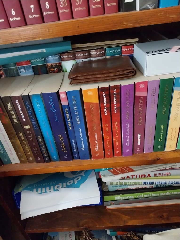 Vând,  donez cărți de literatură beletristică