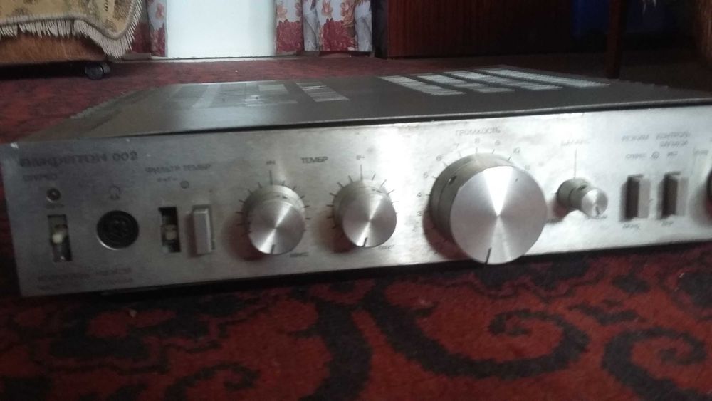 Стерео усилитель АМФИТОН 002