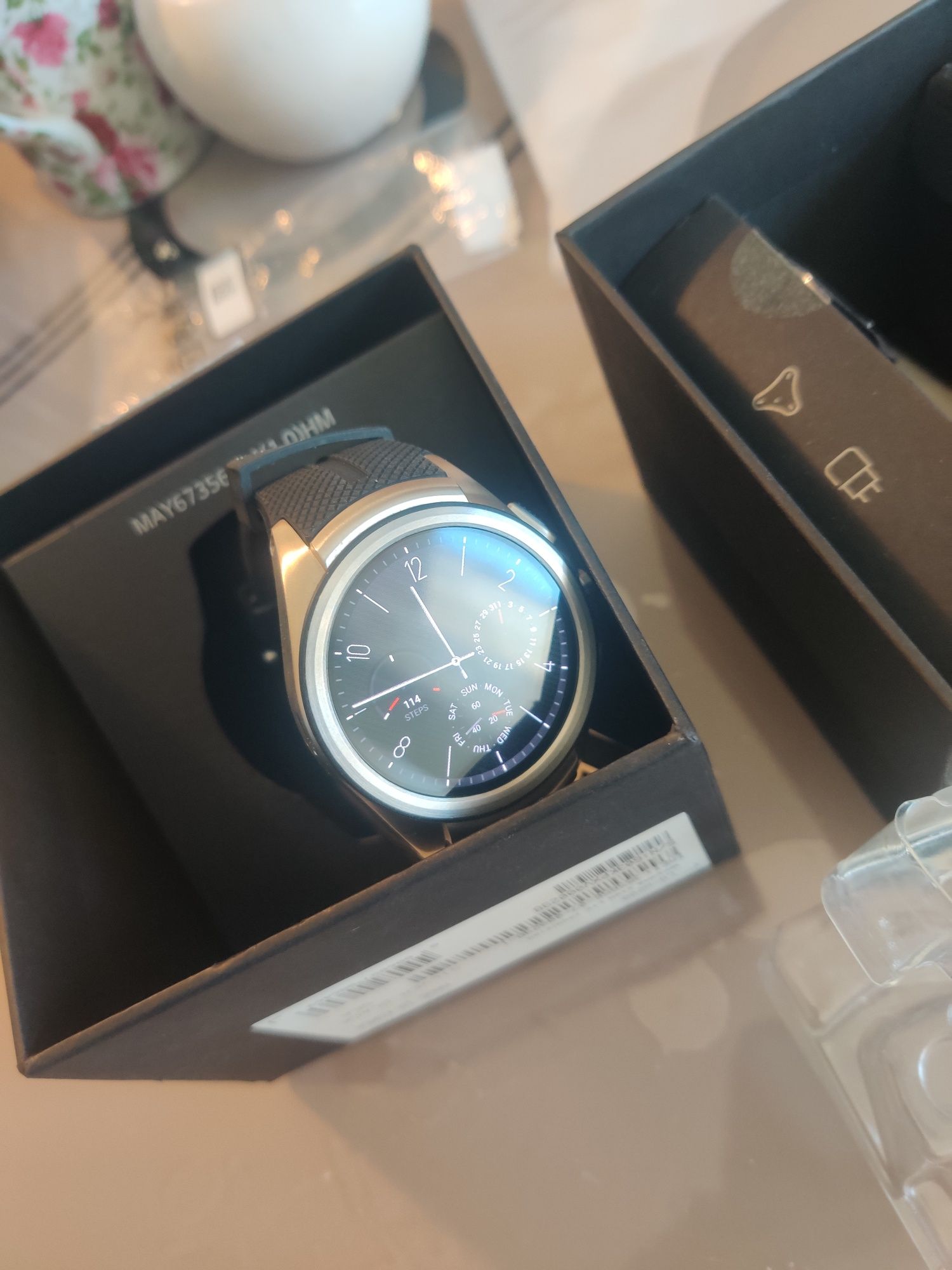 Smartwatch LG-W 200.