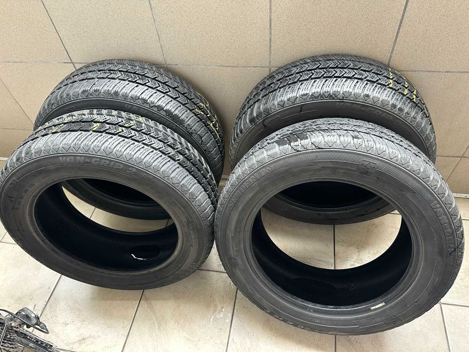 Зимни бусови гуми SEMPERIT VAN GRID 2, 195/60/16C, 7mm грайфер !