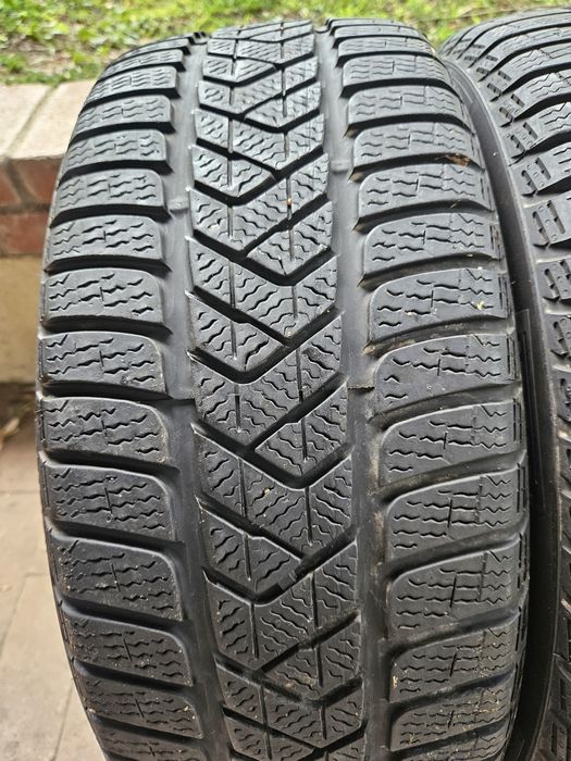 Anvelope 225.45.18
