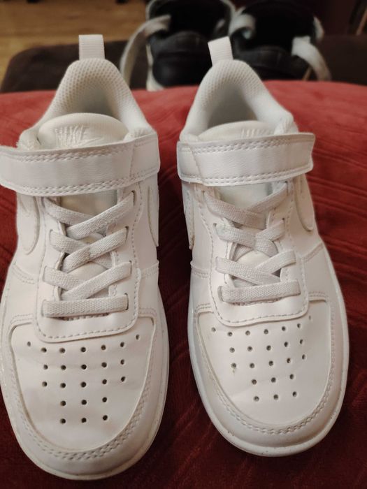 Кецове nike слагани веднъж естествена кожа закупени от Германия!