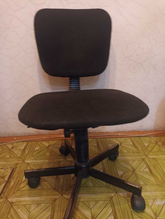 Продам стул                 .