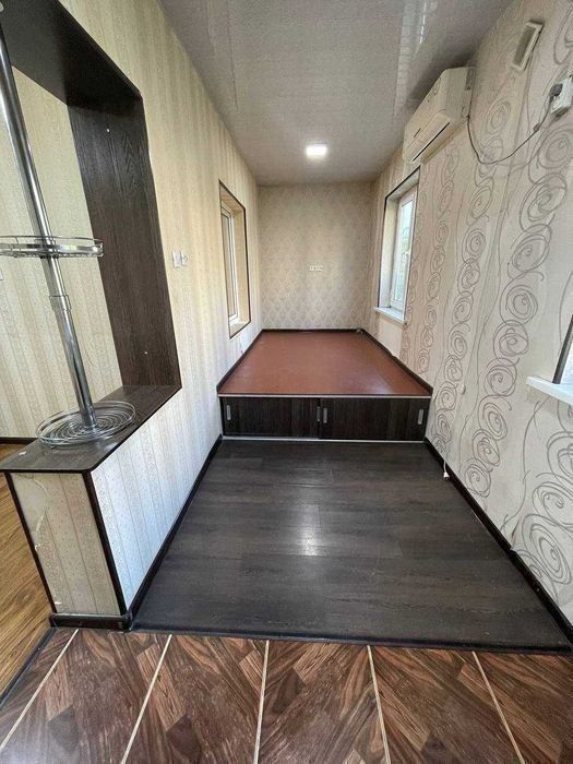 Срочно! 4/4/5 в Сергели 8! Квартира 92 м², дом панельный. Метро - 600м