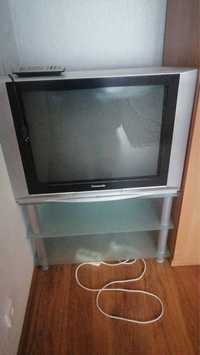 Подставка и телевизор