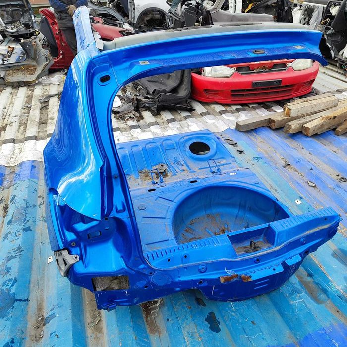 Задняя часть (левое, правое крыло) Renault Sandero II [Рено Сандеро]