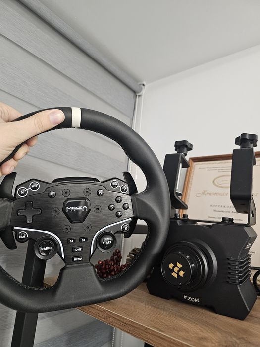 Рулевая база Moza r5  полный коплект