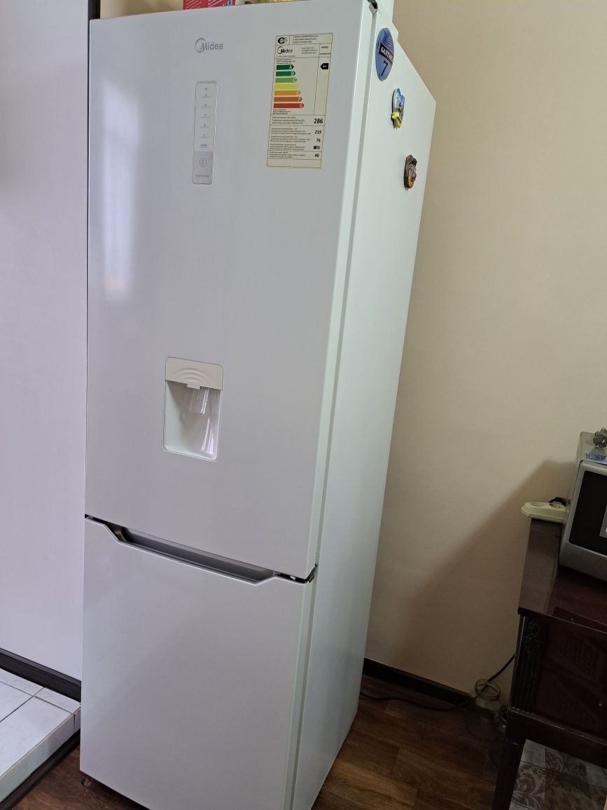 Холодильник MIDEA