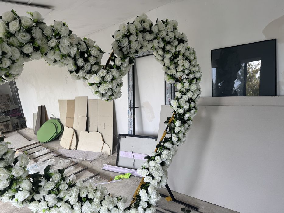 Анашым Әкешім Marry me әріптерімен дайын жүрек сатылады