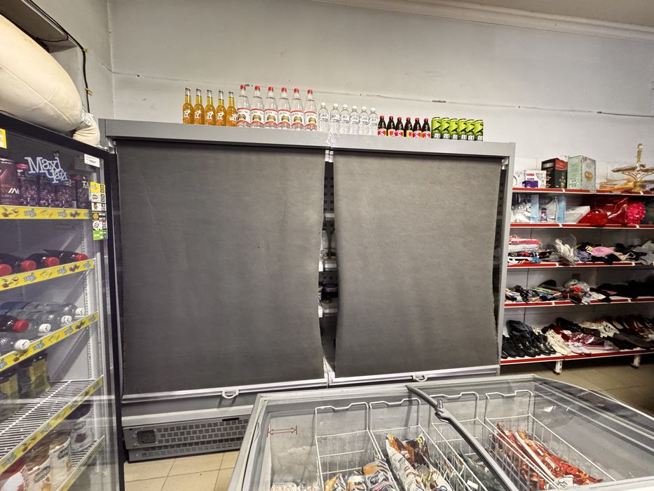Холодильник магазинный для молочной продукции и др.