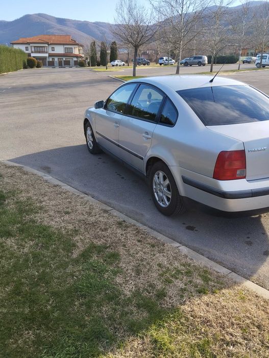 Фолксваген Пасат Б5