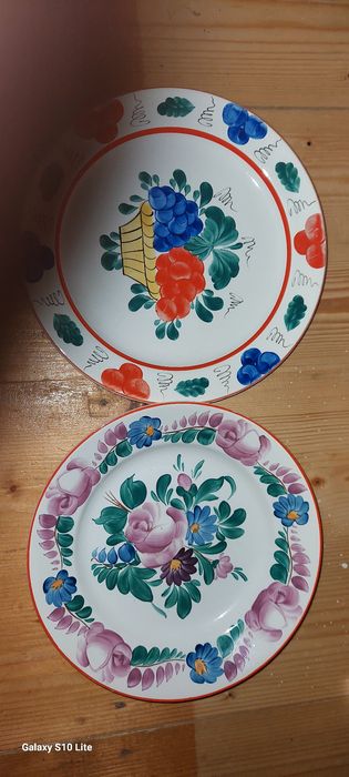 Set 2 farfurii vintage tradiționale pictate manual