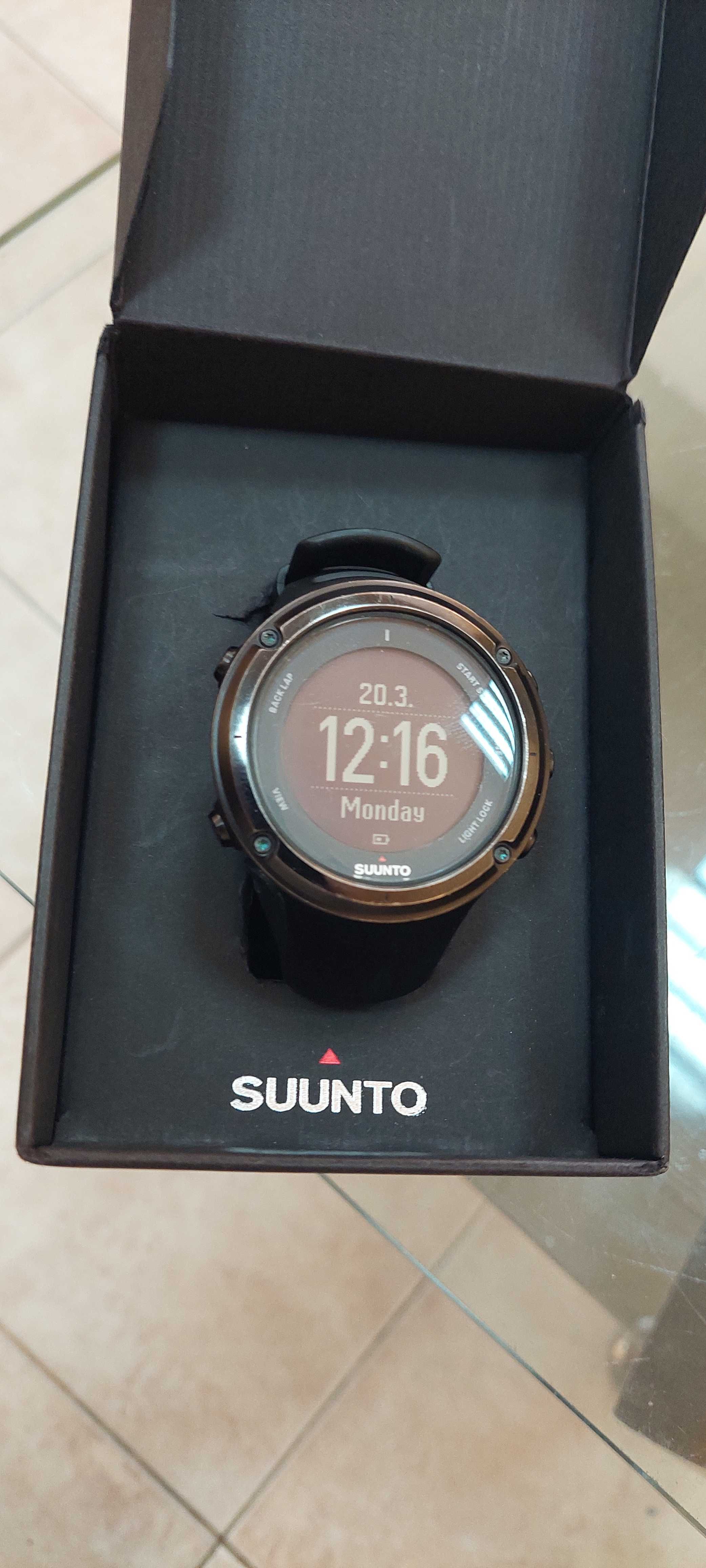 смарт часовник Suunto Ambit2