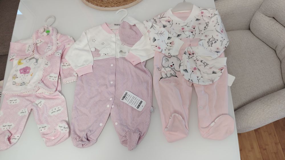 Нови ромпъри(комплекти) 6-9 месеца