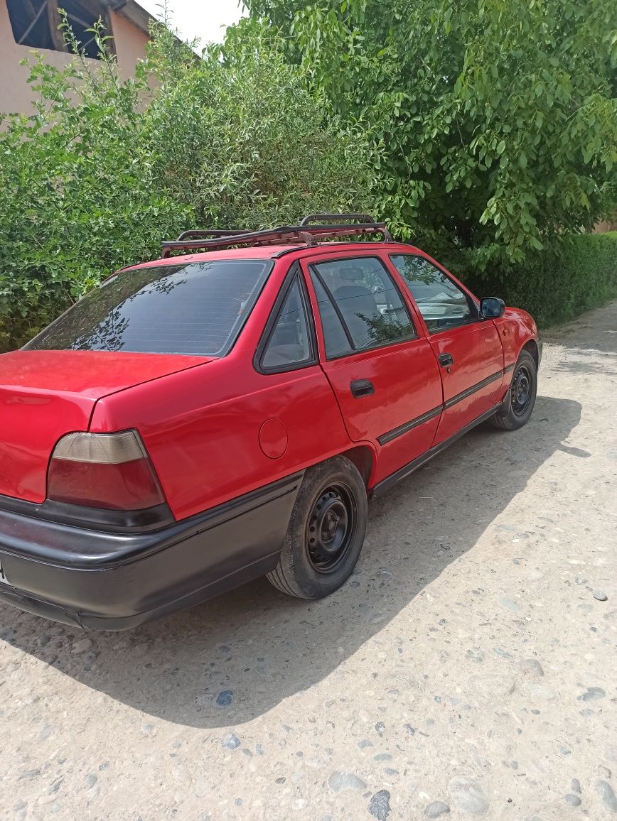 Нексия 1 сотилади.