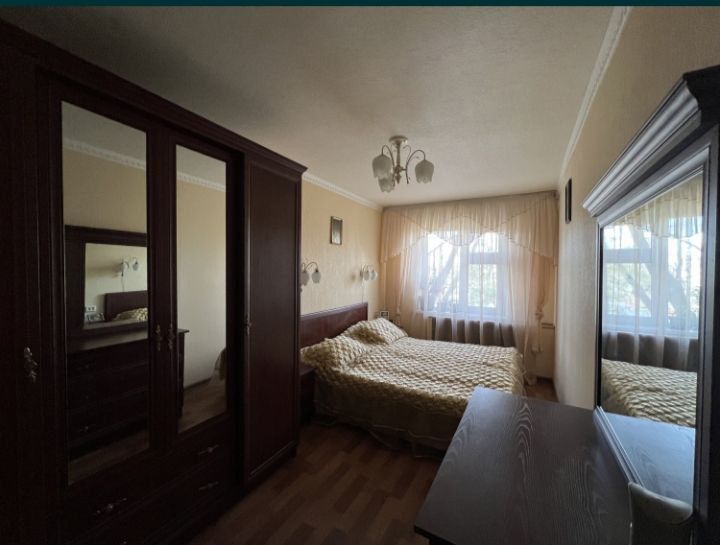 Продаётся 2 комнатная квартира, Новомосковская, МирзоУлугбекский район