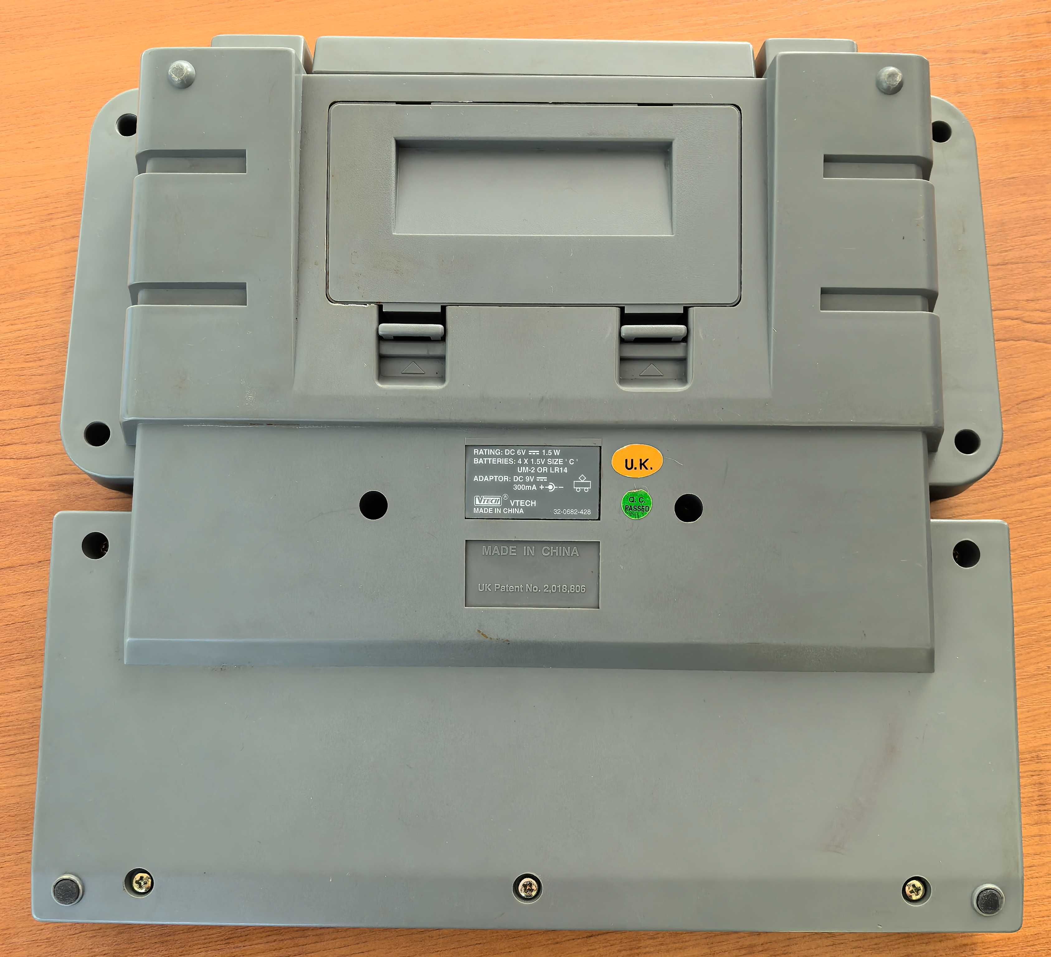 Компютър/лаптоп с игри и задачи Vtech PreComputer 2000