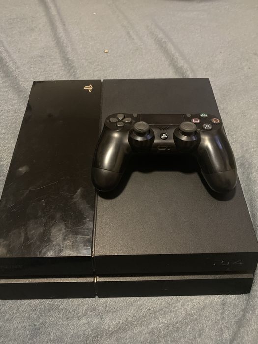 Playstion 4 defect la mufa de la HDM in rest fuctioneaza bine