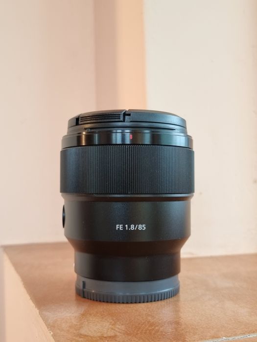 Sony a7 III + sony 85mm f1.8 + sony 35mm f1.8
