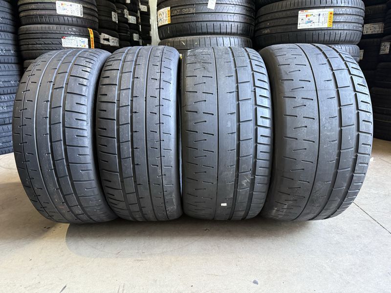 325/35/22//285/40/22 PIRELLI TROFEO Lamborghini Urus