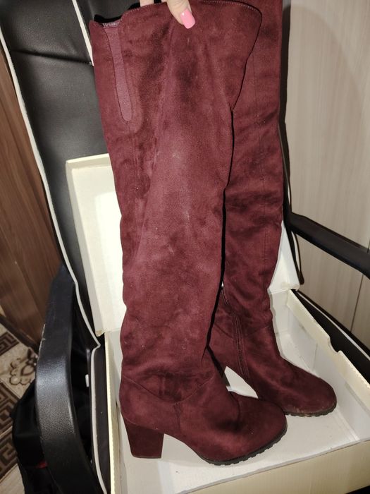 Продам ботфорты демисезонные 40 размера от Кари