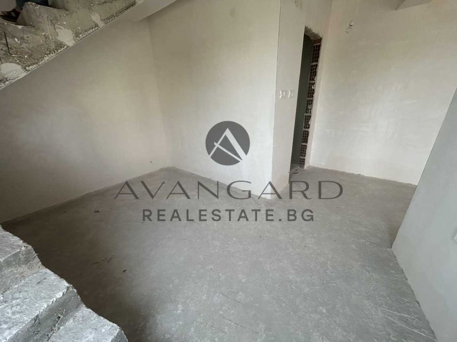 Продава се Мезонет в Пловдив, Център - 100 кв.м за 1350 €/кв.м - Снимка #2