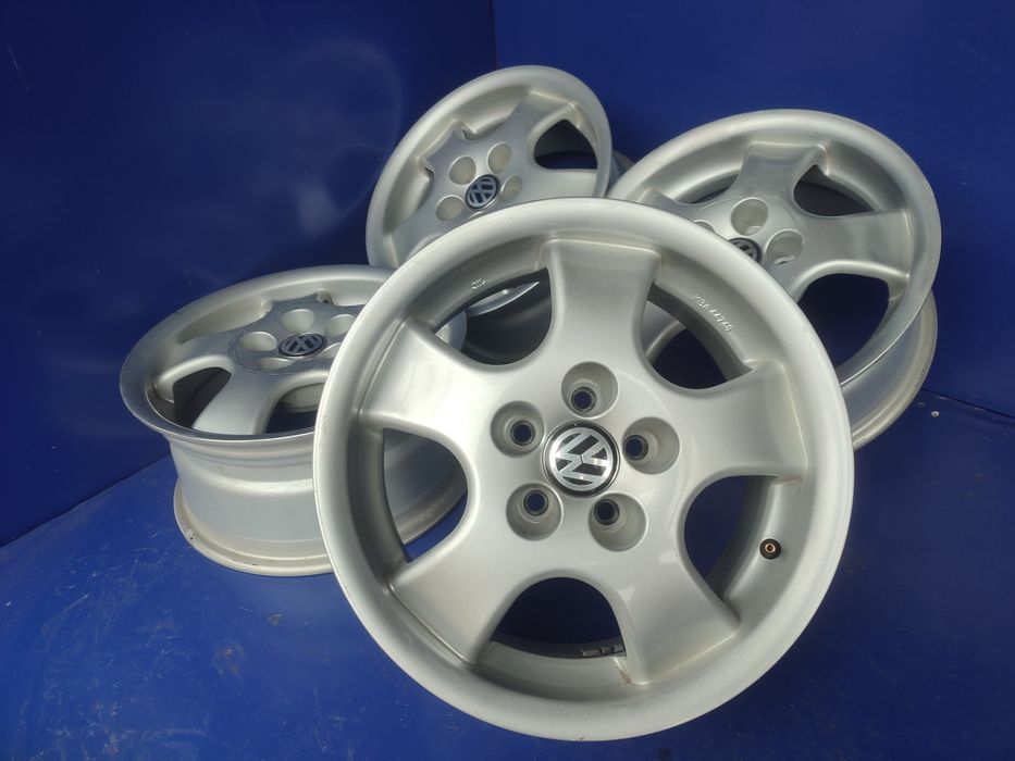 Диски R16 5x100 на Volkswagen Golf4, Polo и другие