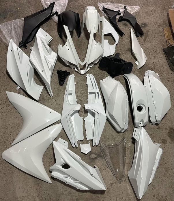 Carene noi yamaha yzf r125 gen1 si gen2 la cel mai bun pret