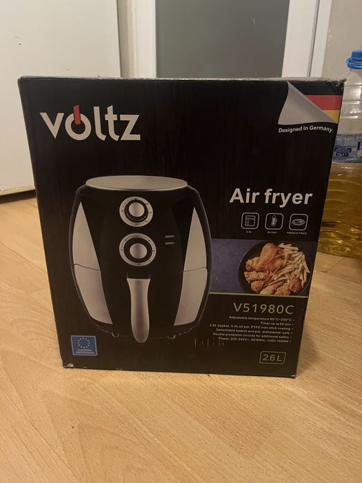 Фритюрник с горещ въздух Voltz