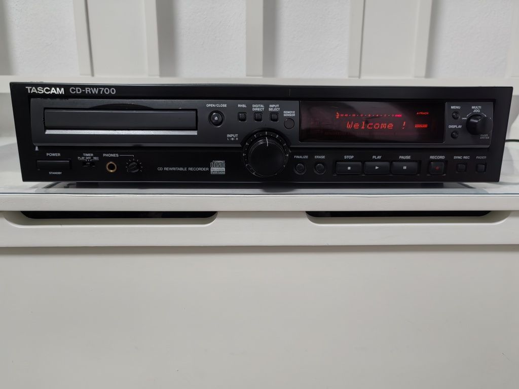 CD Tascam CD-RW 700, defect, Germania