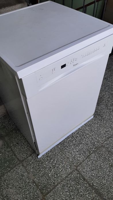 Съдомиялна Whirlpool