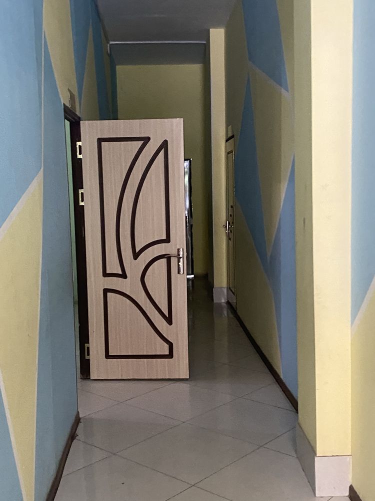 Eshik arzon narxda 1 tabaqalik