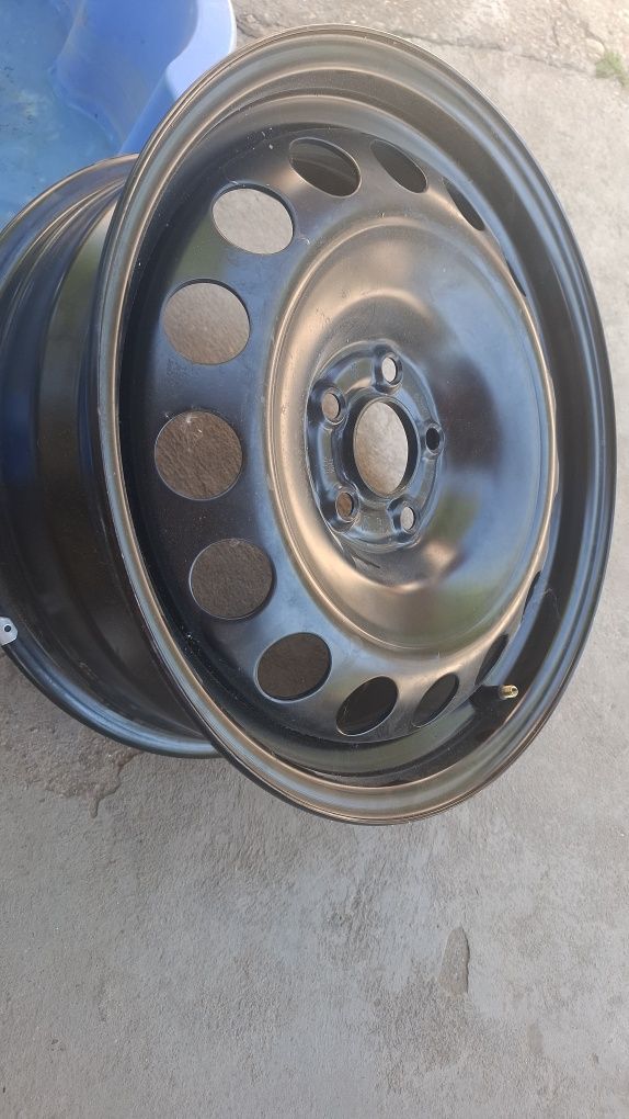 16 цолова оригинална стоманена джанта 5x100 за Audi ,Vw,Skoda, Seat