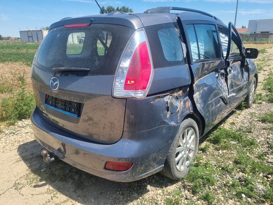 Dezmembrez Mazda 5 2.0 diesel 2010