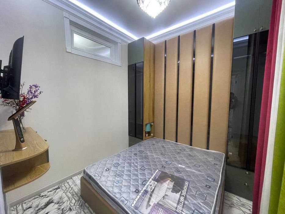 731 4хкомнатная квартира на продажу  на 0,5 этаже, ориентир: Геофизика