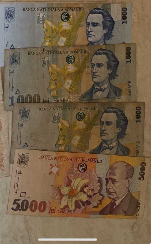 Vand bacnote Romanesti pentru colectie